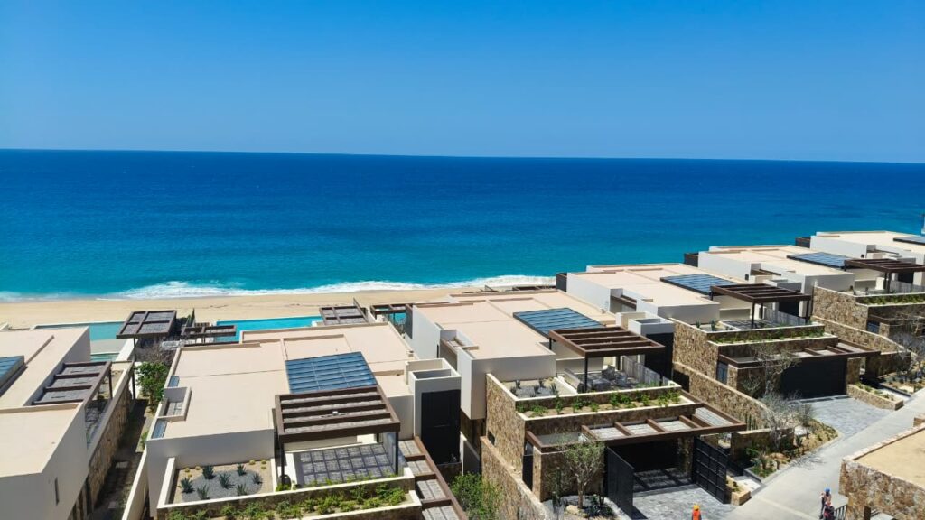 Quivira Los Cabos residences overlooking the Pacific Ocean and beach